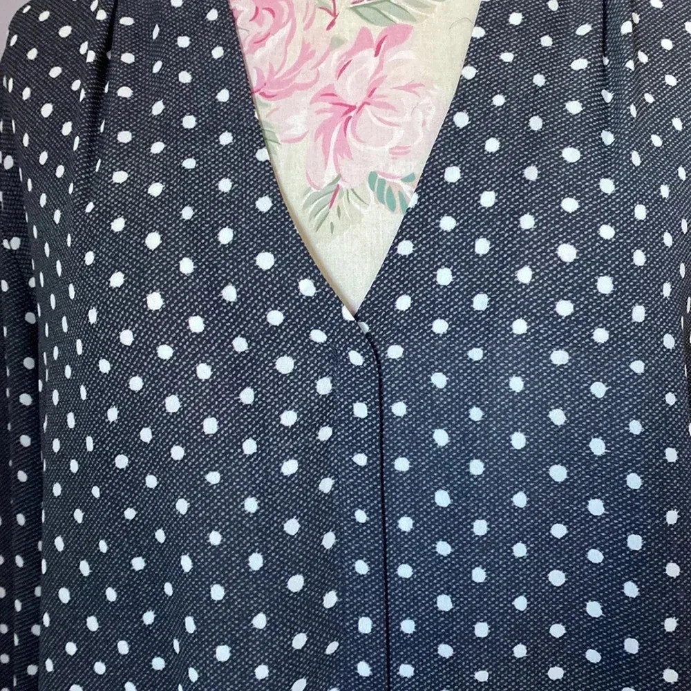 NYDJ sheer polka dot top size Large - Picture 3 of 11